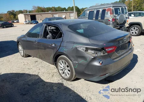 2018 Toyota Camry Le from USA, damaged, VIN 4T1B11HK1JU540366